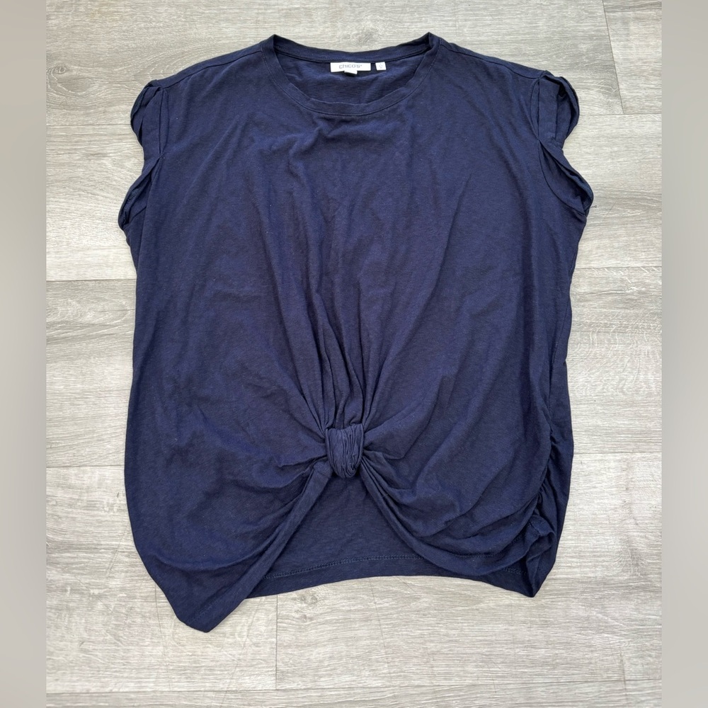 Chico's Navy Twist Front Muscle Tee Size Medium